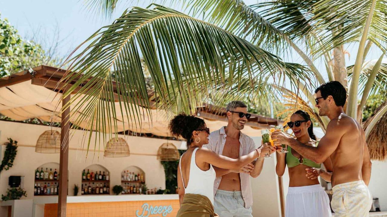 Bar Grand Sirenis Riviera Maya Resorts & Spa Tulum Bar Grand Sirenis Riviera Maya Resorts & Spa Tulum