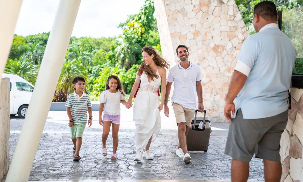 Entrada Grand Sirenis Riviera Maya Resorts & Spa Tulum Entrada Grand Sirenis Riviera Maya Resorts & Spa Tulum